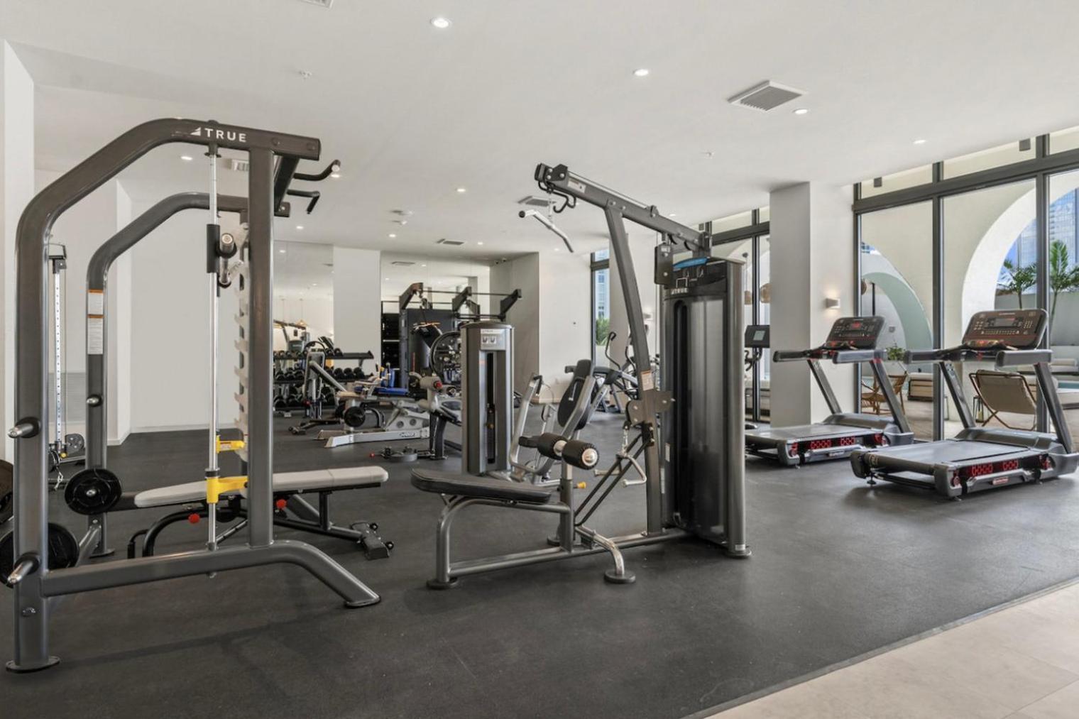 Appartamento Blueground Edgewater Bbq Pool Gym Ac Mia-110 *